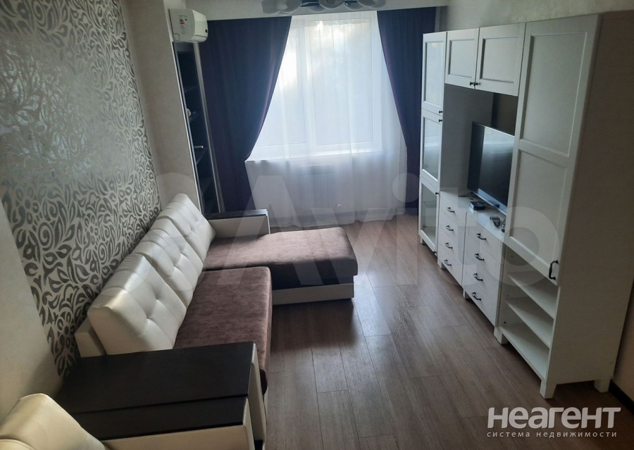 Сдается 1-комнатная квартира, 44,8 м²