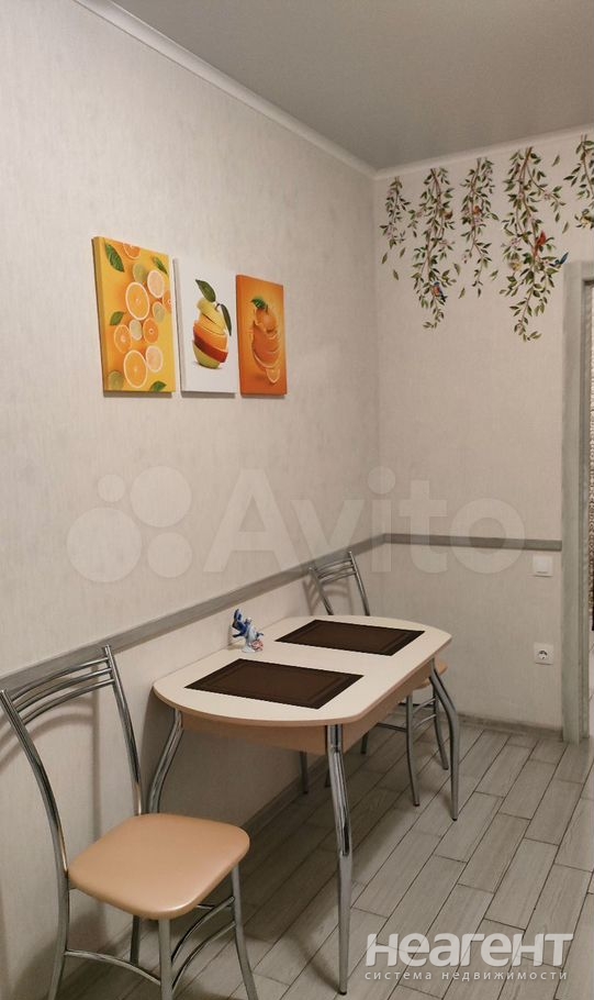 Продается 1-комнатная квартира, 41 м²