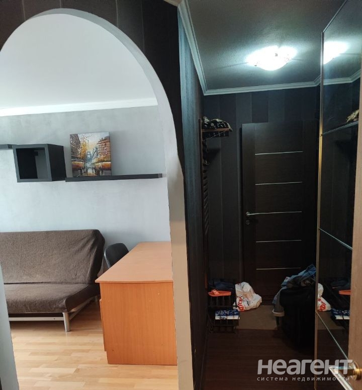 Сдается 1-комнатная квартира, 40 м²