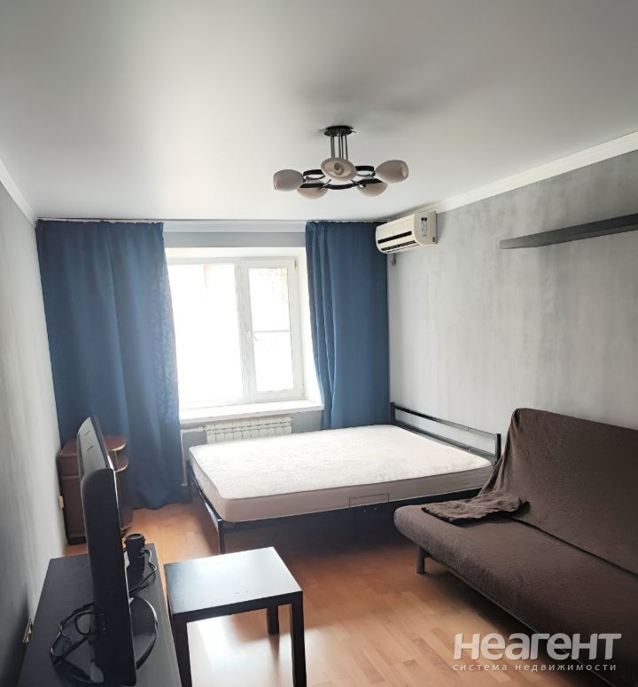 Сдается 1-комнатная квартира, 40 м²