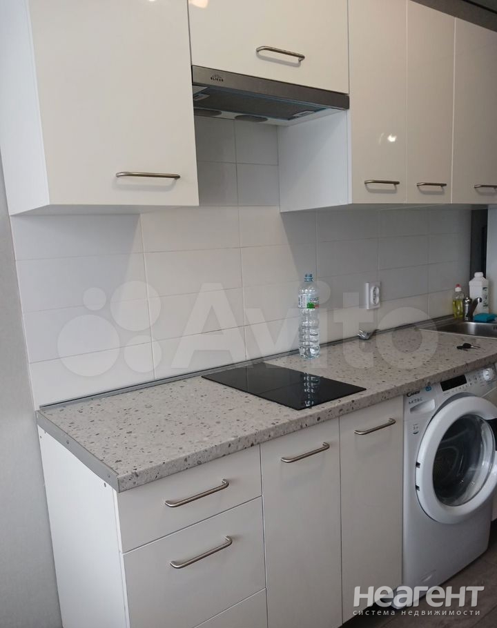 Сдается 1-комнатная квартира, 32 м²