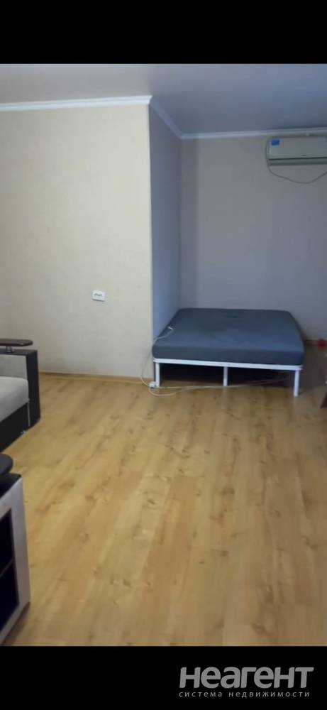 Продается 1-комнатная квартира, 35 м²