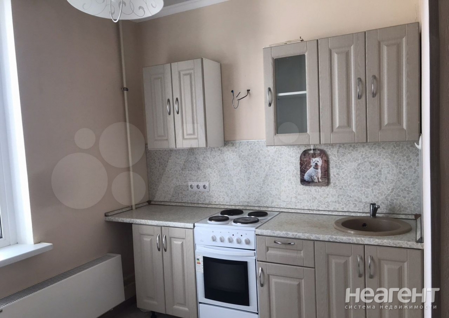 Сдается 1-комнатная квартира, 39 м²