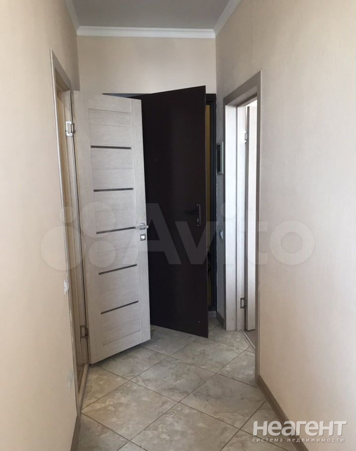 Сдается 1-комнатная квартира, 39 м²