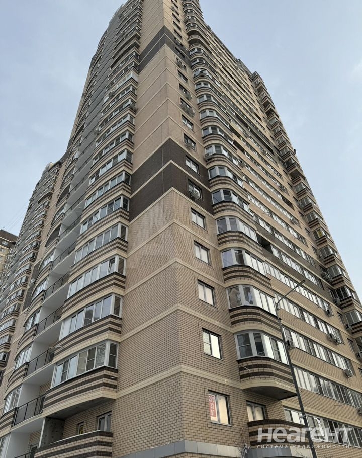 Продается 1-комнатная квартира, 44 м²