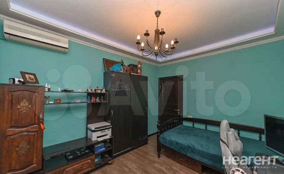 Продается 3-х комнатная квартира, 61 м²