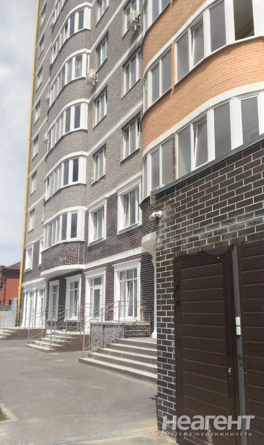 Сдается 1-комнатная квартира, 42 м²