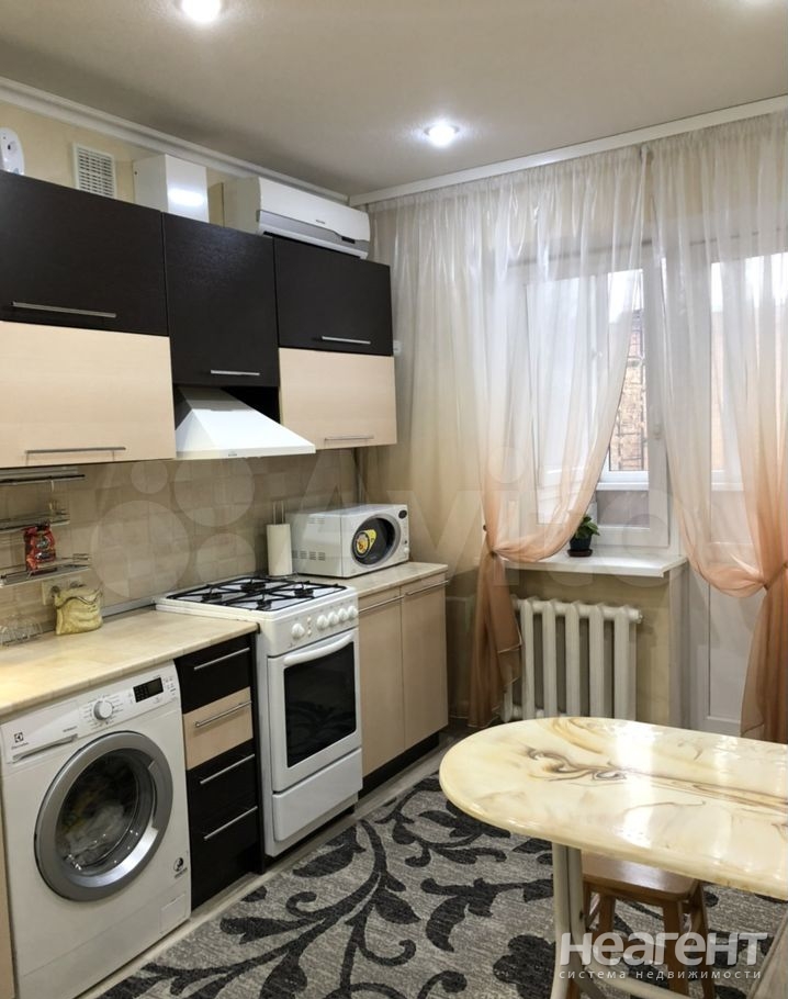 Сдается 2-х комнатная квартира, 54 м²