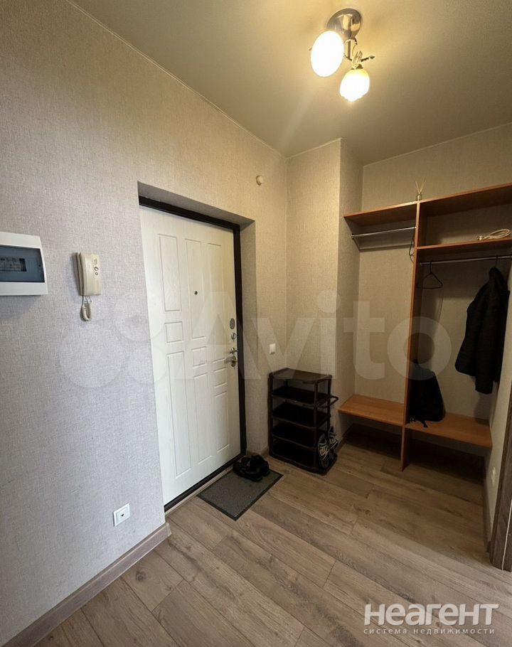 Сдается 1-комнатная квартира, 35 м²