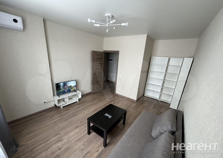 Сдается 1-комнатная квартира, 35 м²