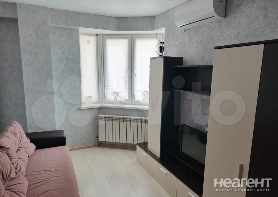 Сдается 1-комнатная квартира, 40 м²