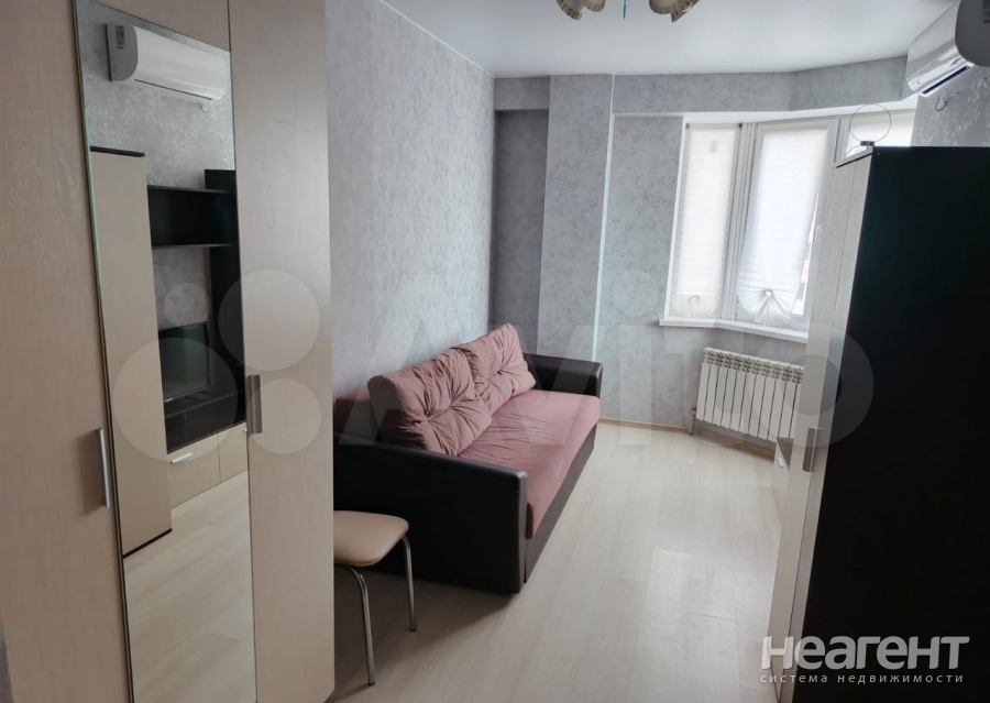 Сдается 1-комнатная квартира, 40 м²