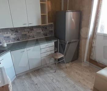 Сдается Многокомнатная квартира, 80 м²