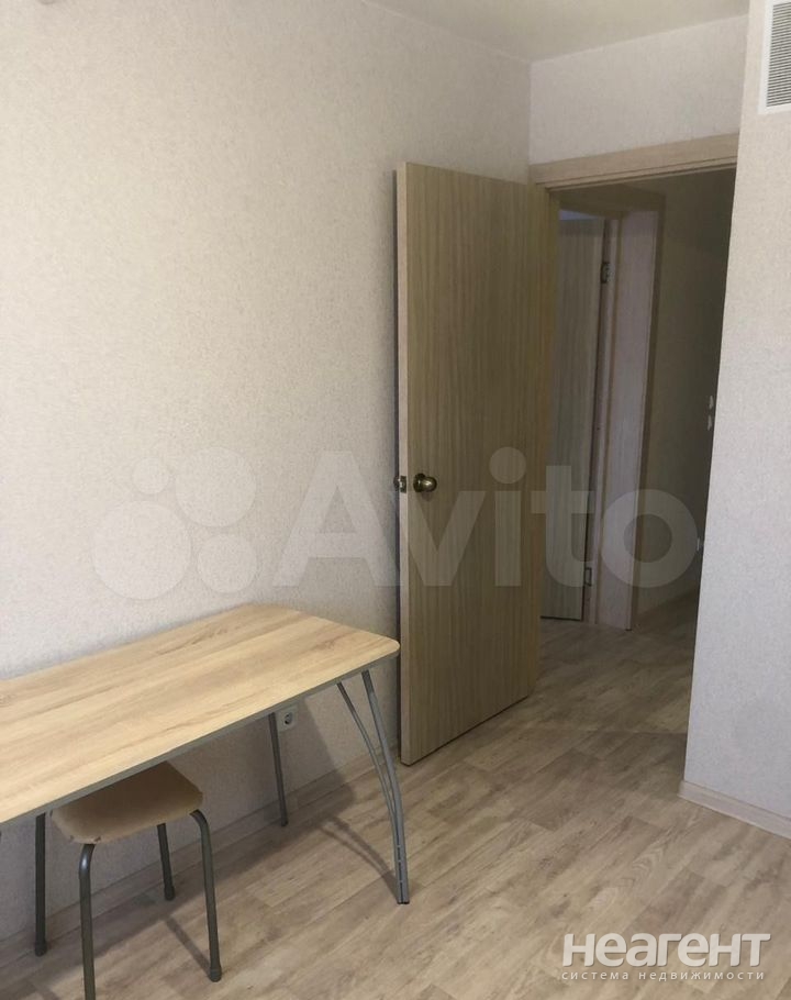 Сдается 1-комнатная квартира, 37 м²