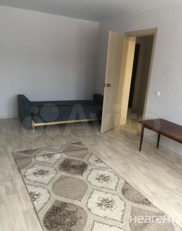 Сдается 1-комнатная квартира, 37 м²