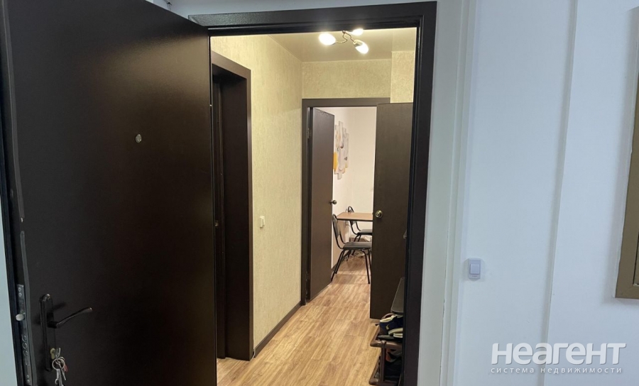 Продается 1-комнатная квартира, 38,22 м²