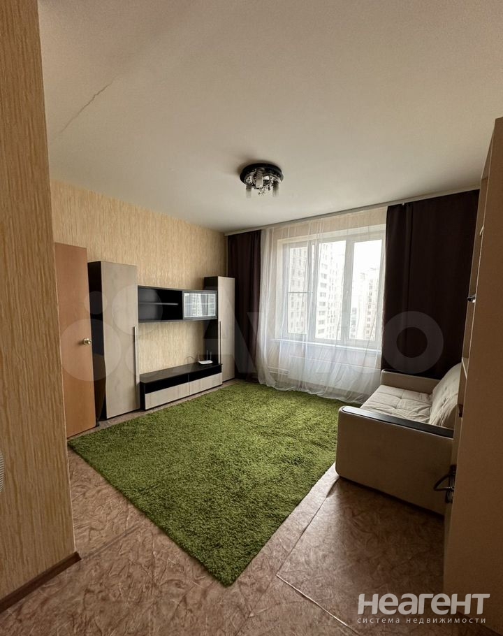 Продается 1-комнатная квартира, 35,8 м²