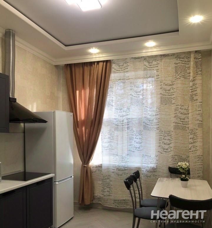 Сдается 2-х комнатная квартира, 54 м²