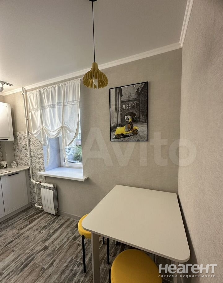 Сдается 1-комнатная квартира, 30 м²