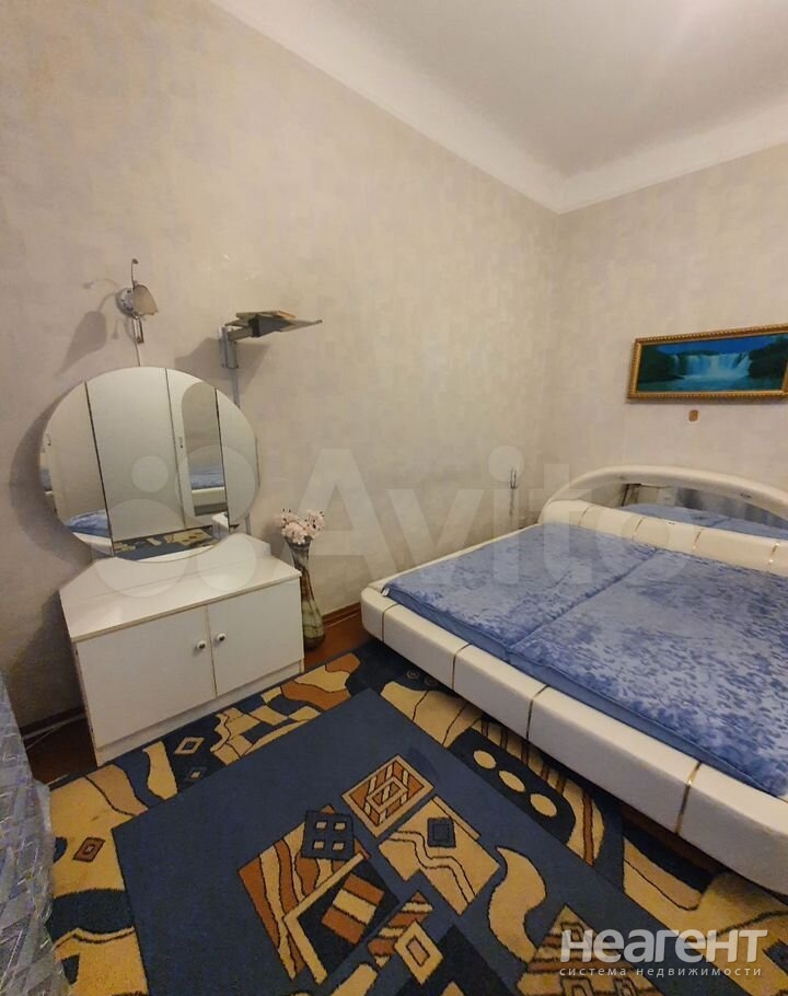 Сдается Многокомнатная квартира, 70 м²