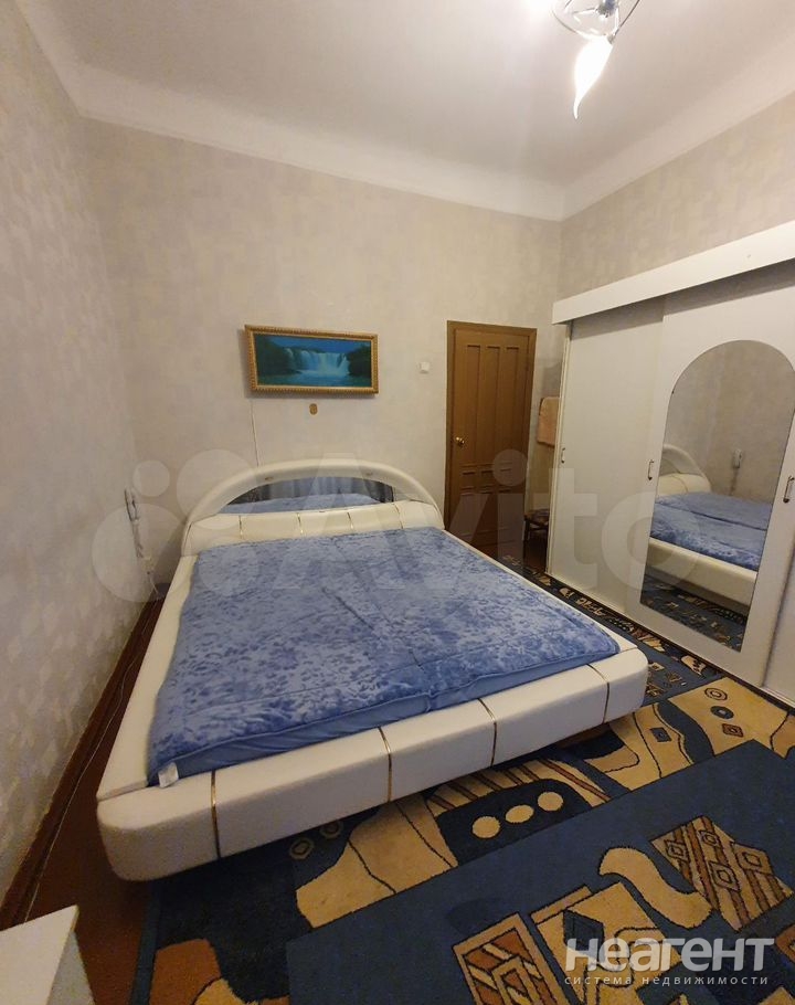 Сдается Многокомнатная квартира, 70 м²