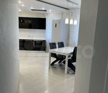 Сдается Многокомнатная квартира, 120 м²