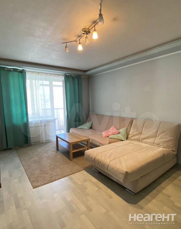 Сдается Многокомнатная квартира, 62 м²