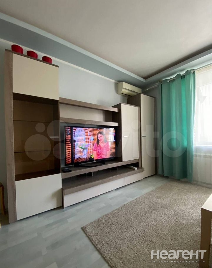 Сдается Многокомнатная квартира, 62 м²