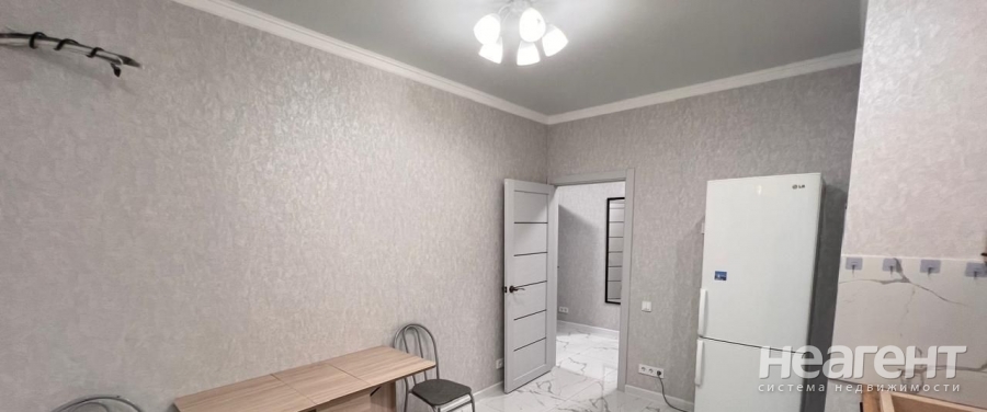 Сдается 2-х комнатная квартира, 56 м²