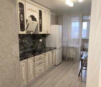 Сдается 1-комнатная квартира, 52 м²