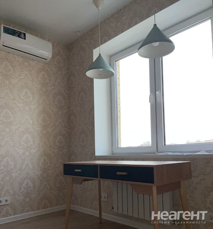 Сдается 2-х комнатная квартира, 64 м²