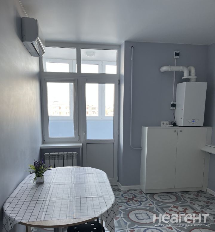 Сдается 2-х комнатная квартира, 64 м²