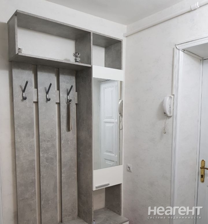 Сдается Многокомнатная квартира, 60 м²