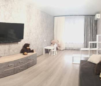 Сдается 2-х комнатная квартира, 57 м²