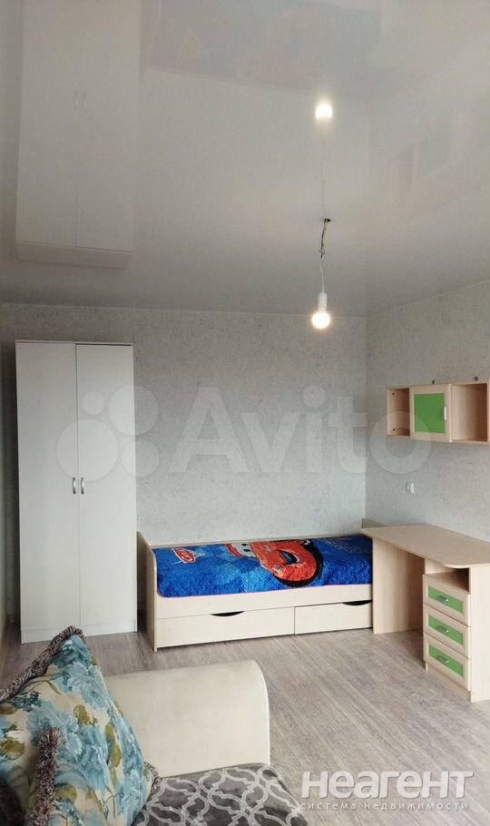 Сдается 1-комнатная квартира, 35 м²