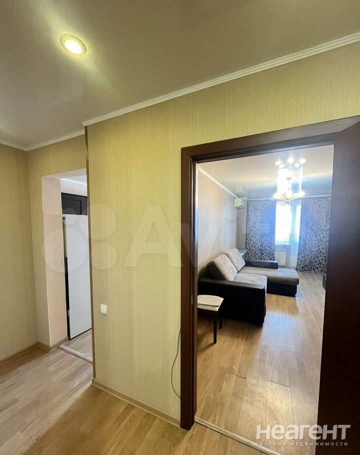 Сдается 1-комнатная квартира, 50 м²