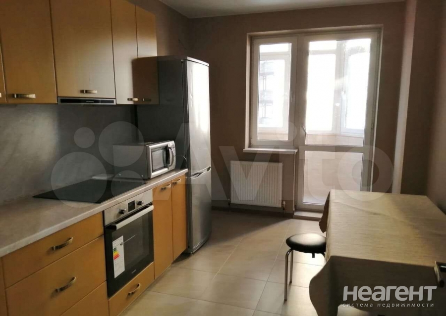 Сдается 2-х комнатная квартира, 58 м²