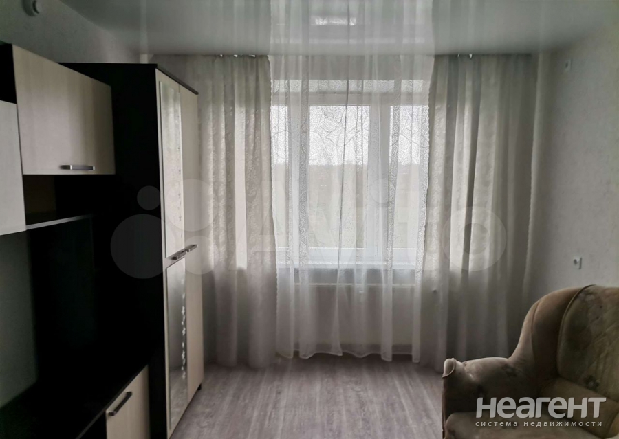 Сдается 1-комнатная квартира, 38 м²