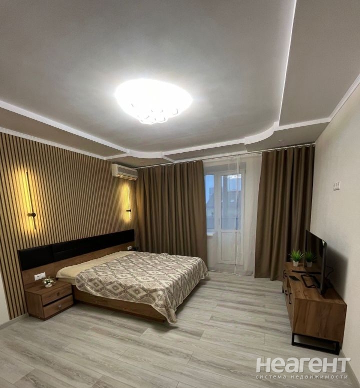 Сдается 1-комнатная квартира, 49 м²