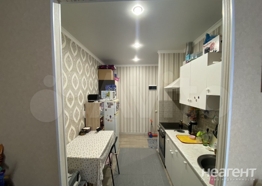 Продается 1-комнатная квартира, 28,4 м²