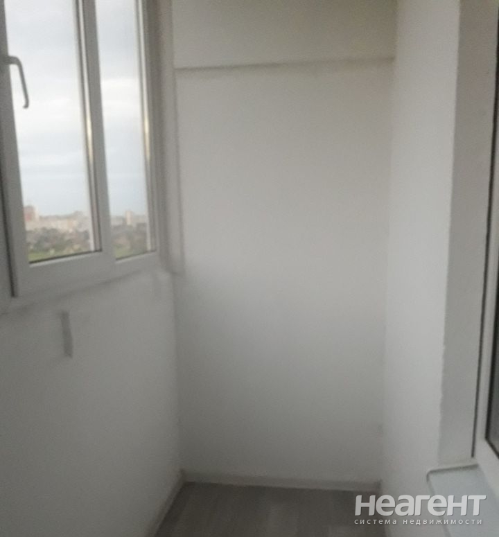 Сдается 1-комнатная квартира, 37 м²