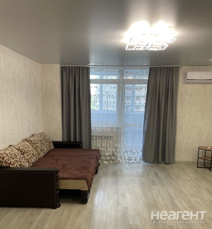 Сдается 1-комнатная квартира, 37 м²