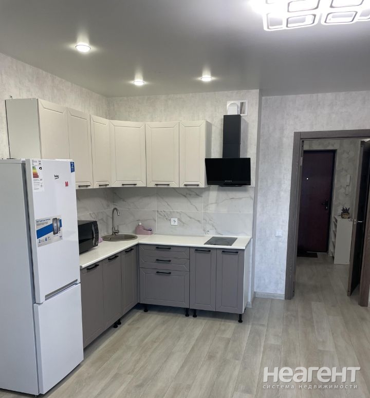 Сдается 1-комнатная квартира, 37 м²