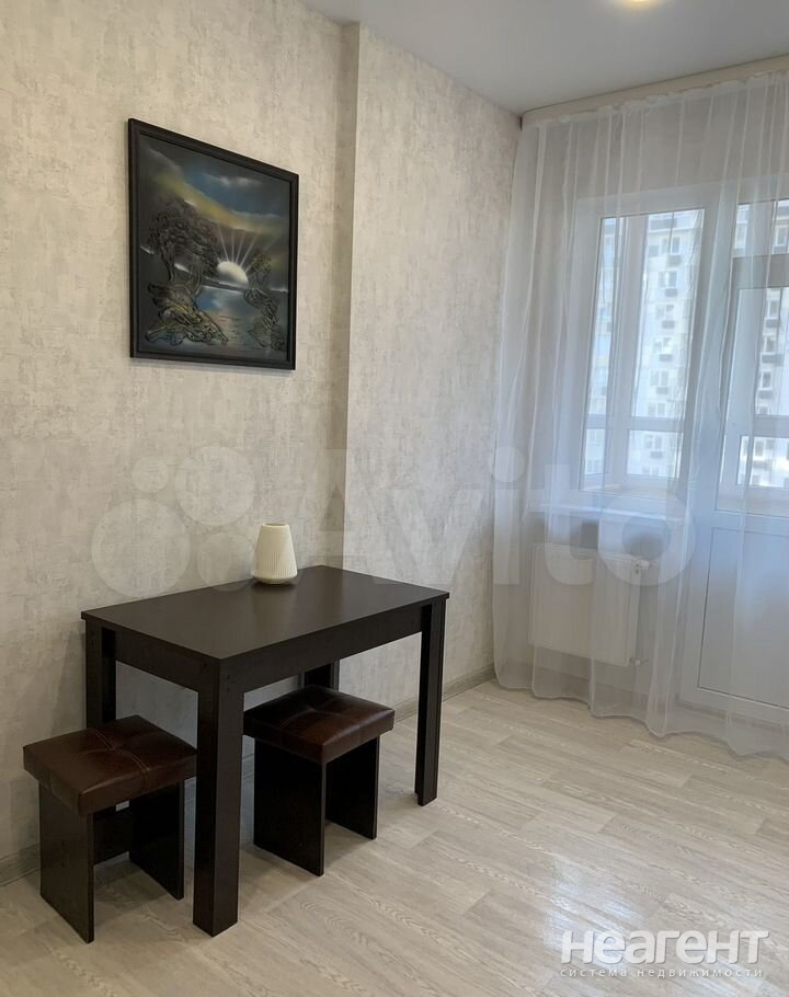 Сдается 1-комнатная квартира, 36 м²