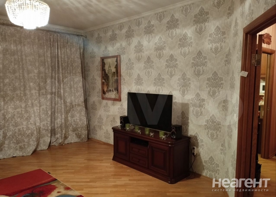 Продается 2-х комнатная квартира, 75 м²