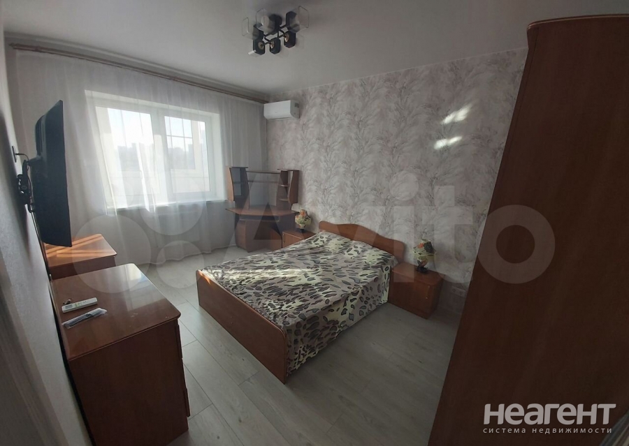 Сдается 1-комнатная квартира, 38 м²