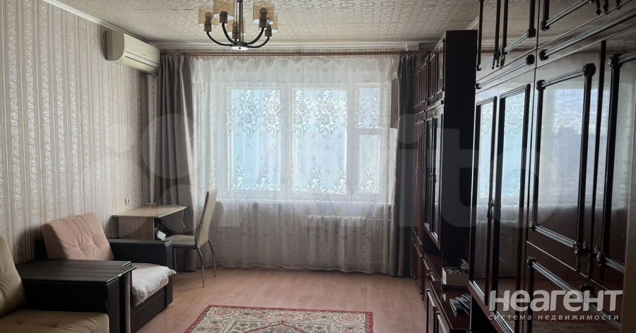 Сдается Многокомнатная квартира, 80 м²