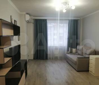 Сдается 1-комнатная квартира, 40 м²