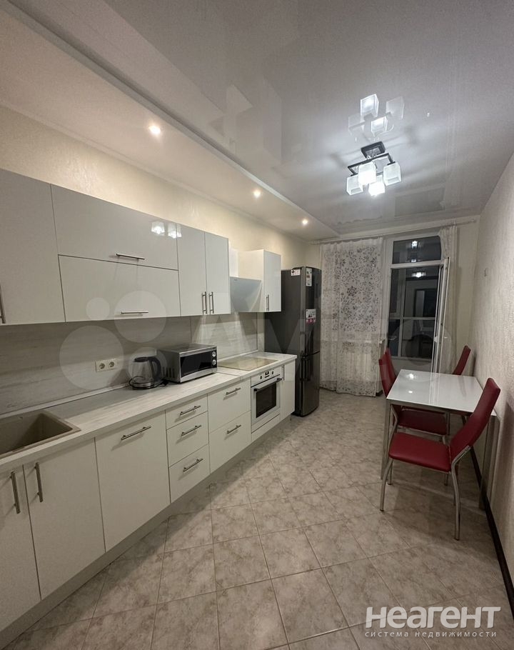 Сдается 1-комнатная квартира, 43,5 м²