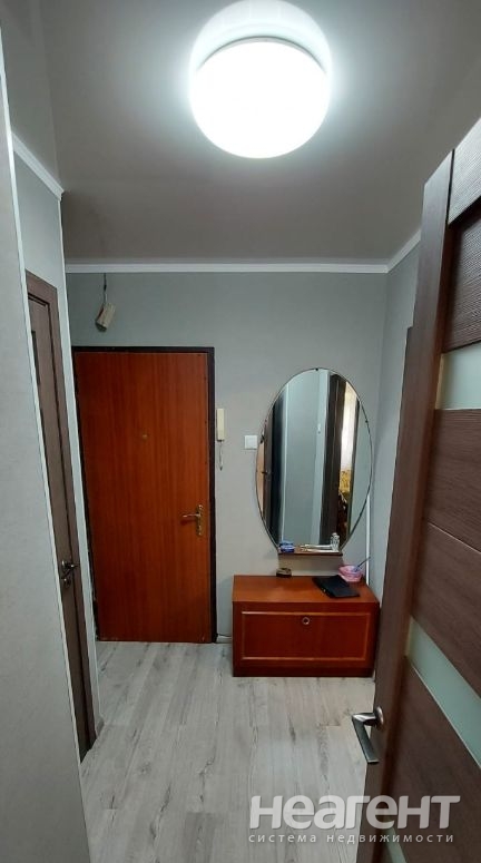 Продается 1-комнатная квартира, 38 м²